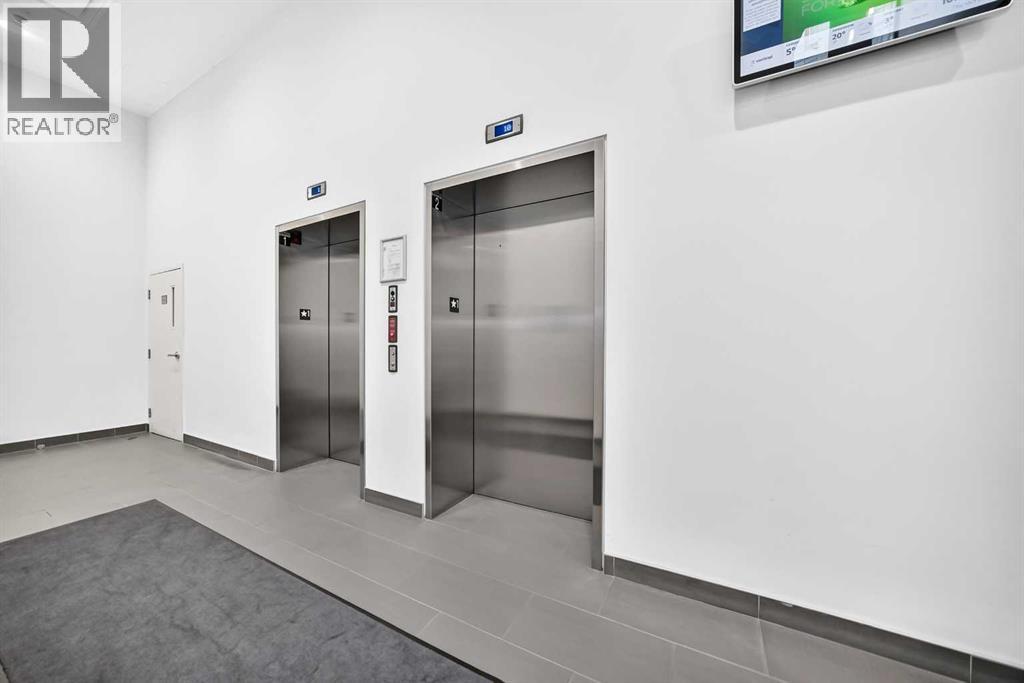 #502 30 Brentwood Common NW - 21