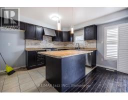 30 Lloydminster Avenue, Ajax, ON L1Z0N8 Photo 17