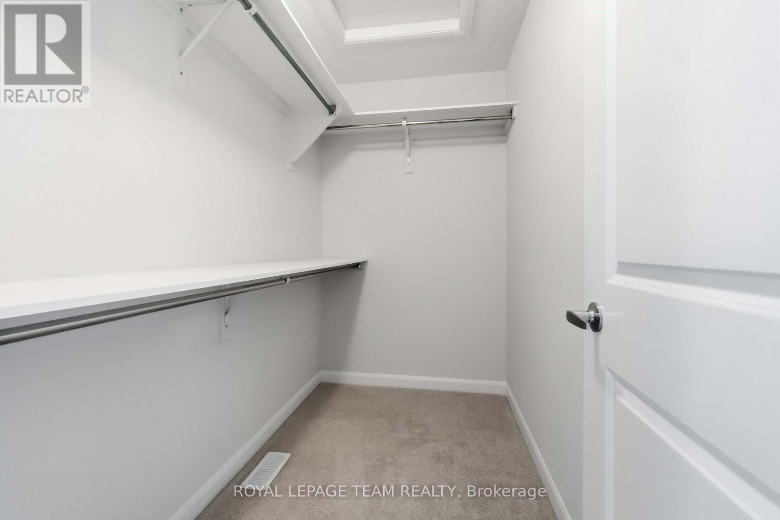 837 Eileen Vollick Crescent — photo 22