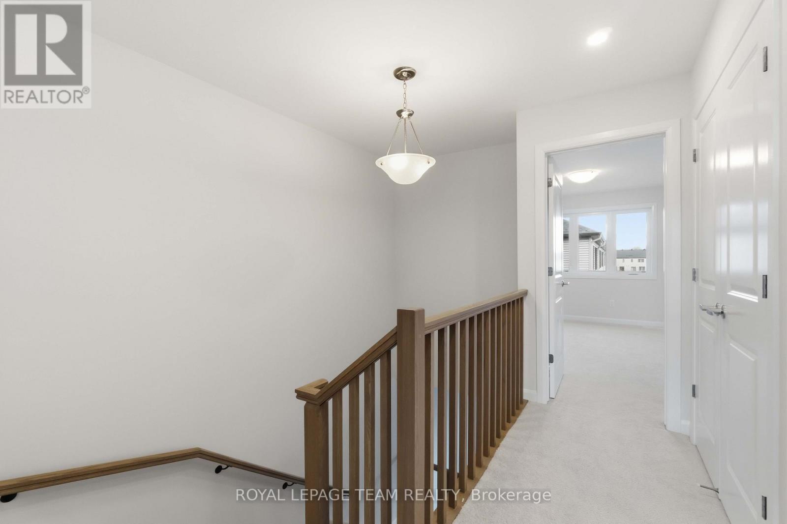 837 Eileen Vollick Crescent — photo 19