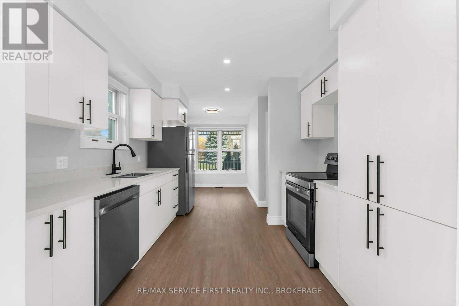 363 WATERLOO DRIVE - 14