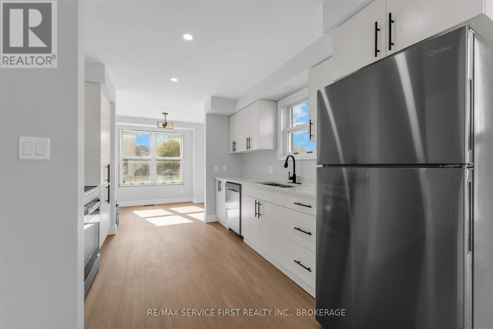363 WATERLOO DRIVE - 17