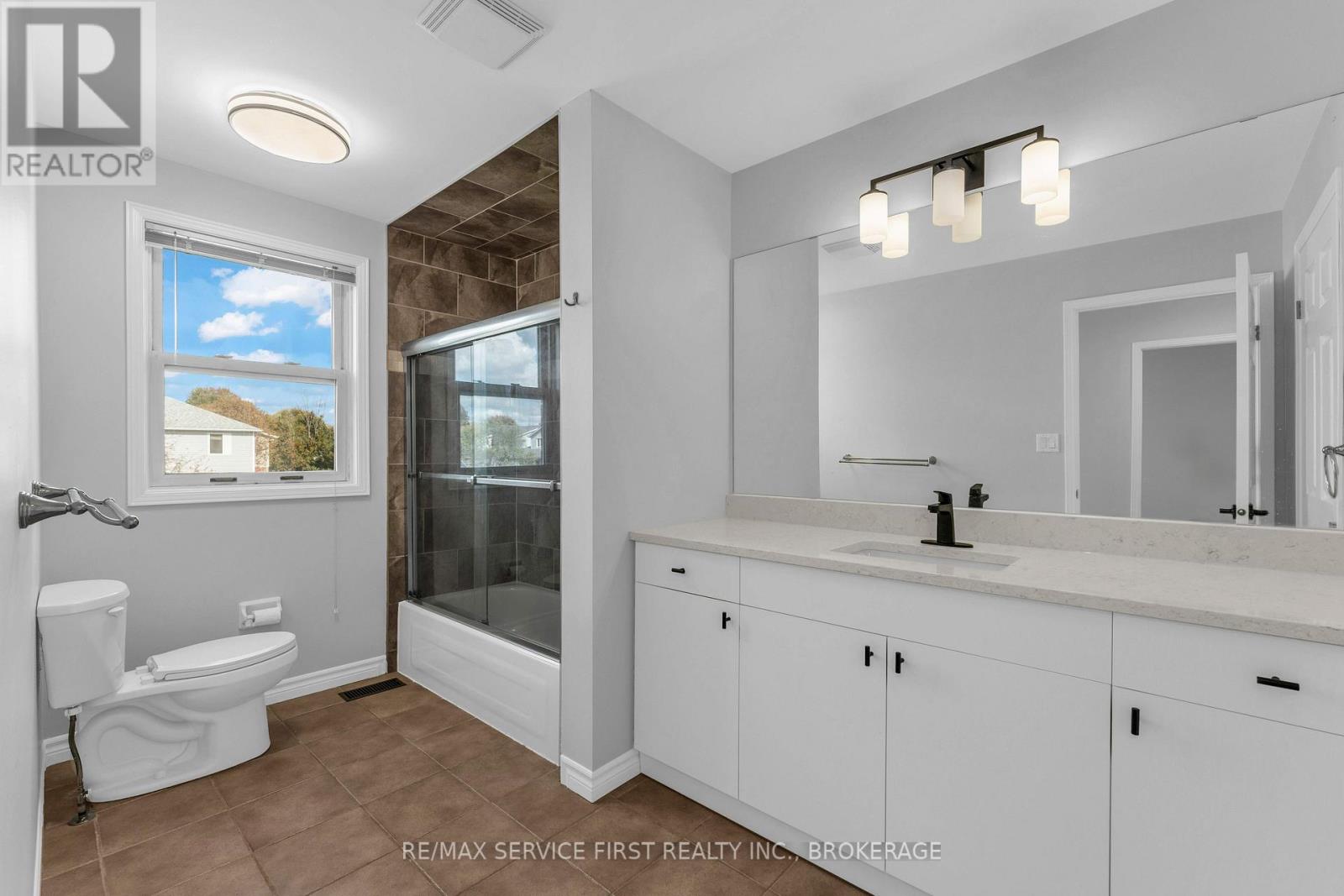 363 WATERLOO DRIVE - 28