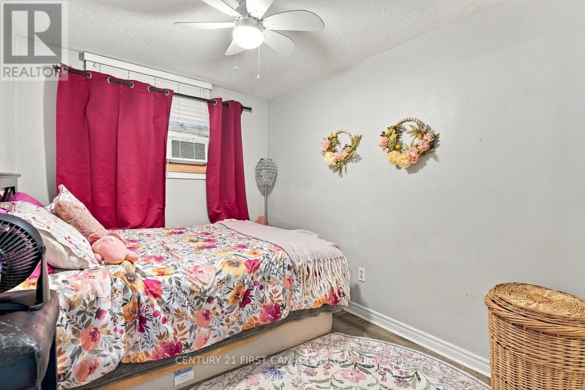 #2 1443 HURON STREET - Image 19