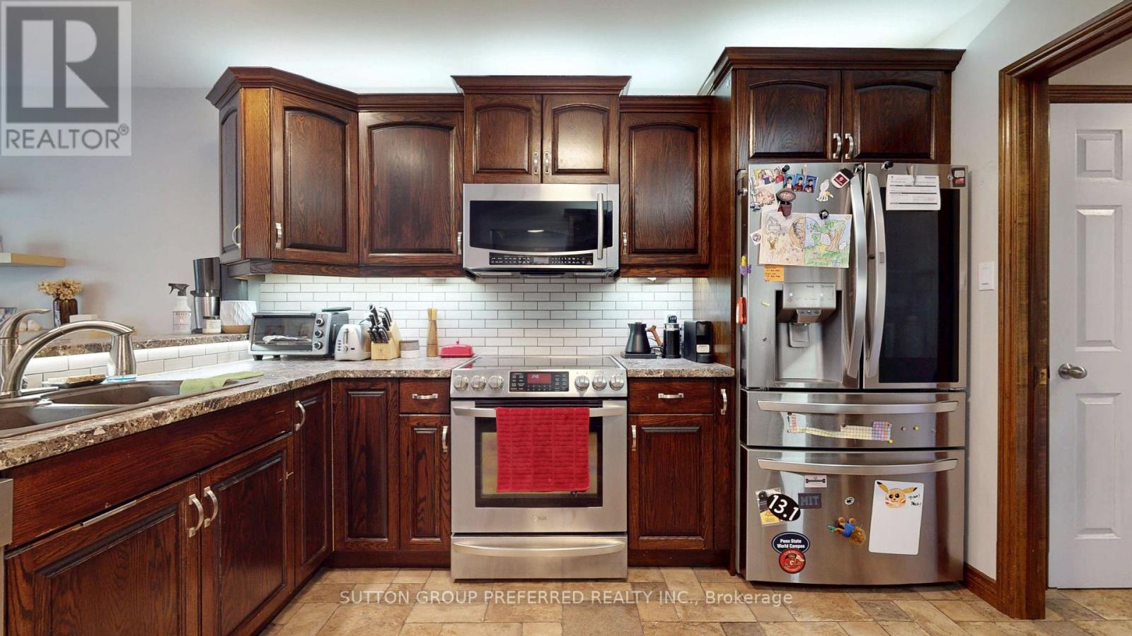 105 RICHMEADOW CRESCENT - 20