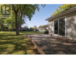 301 Main Street, North Middlesex, ON N0M2K0 Photo 8