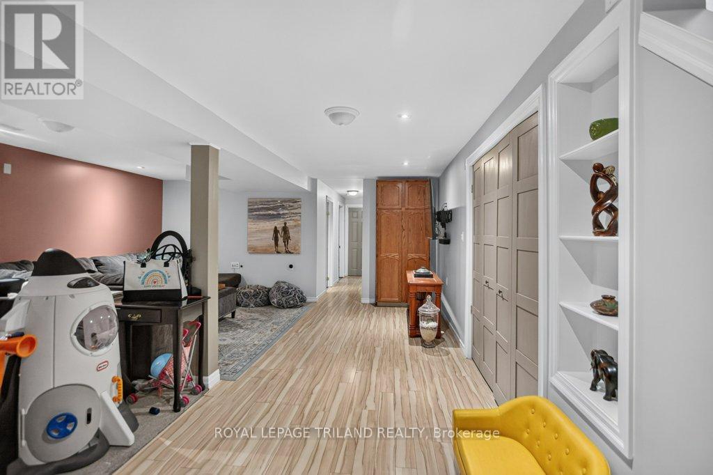 32 Sanders Court — photo 25