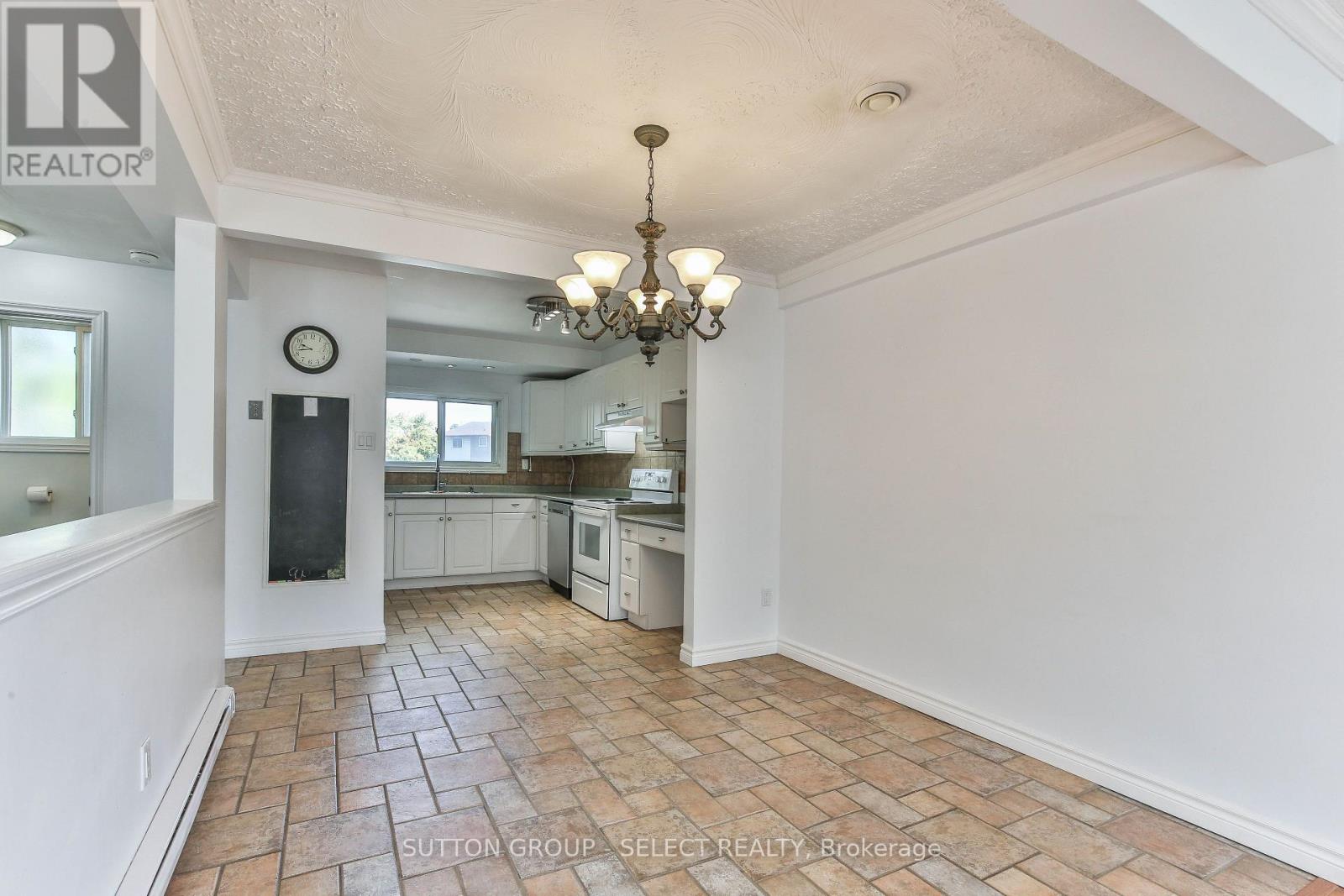612 WILKINS STREET - 16