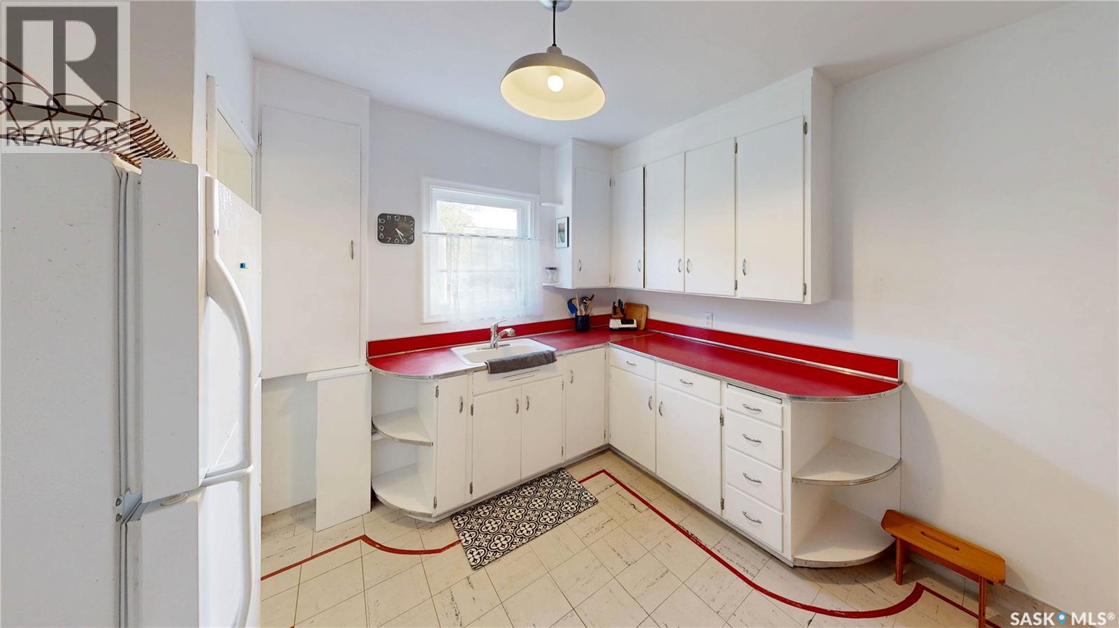 3723 Victoria AVENUE, Regina — photo 11