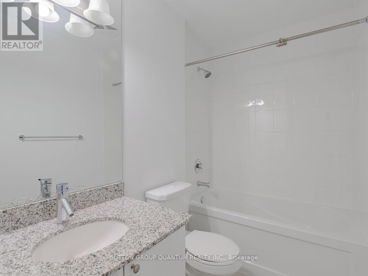 1638 Bloor Street West — photo 22