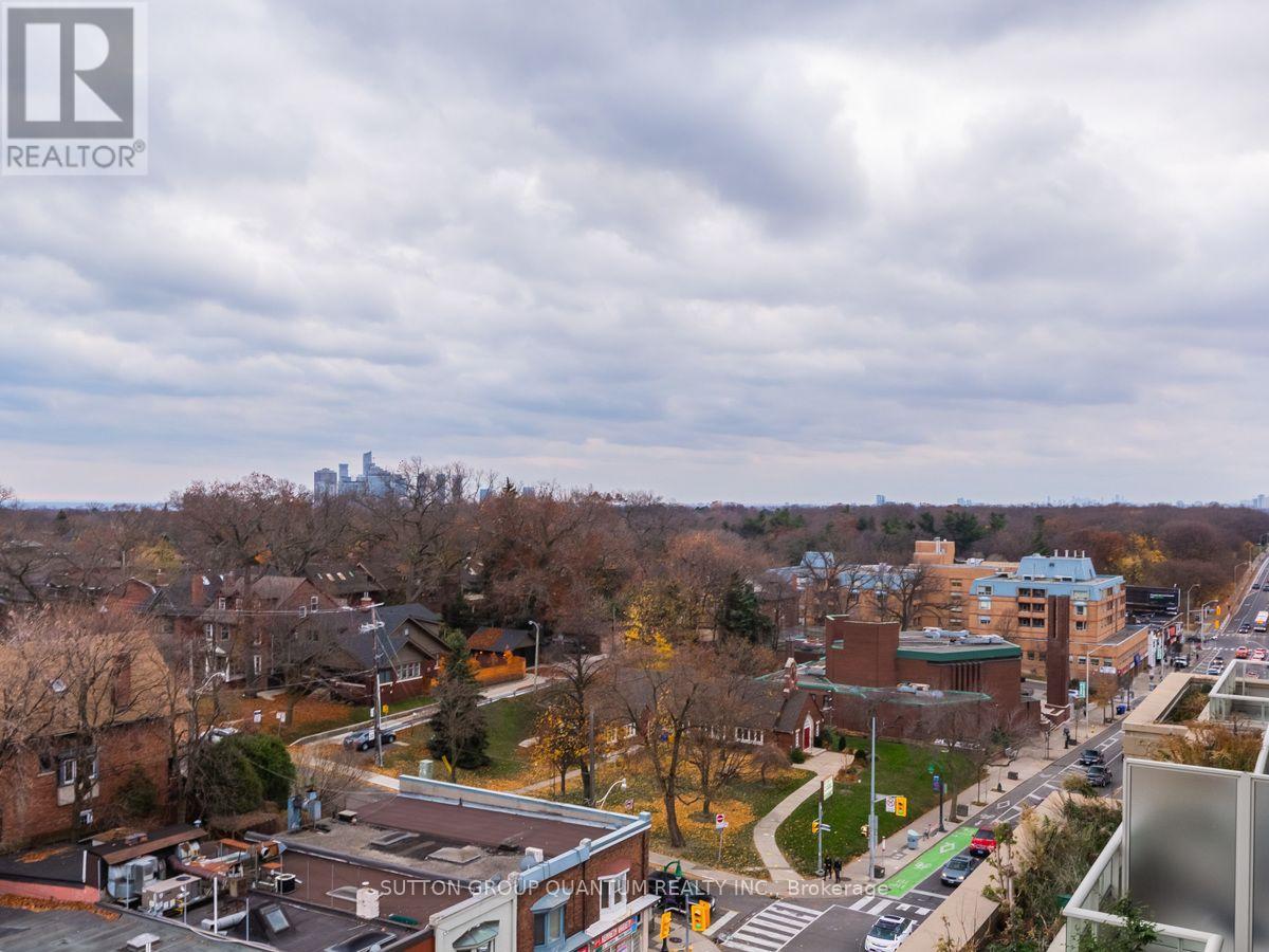 1638 Bloor Street West — photo 27