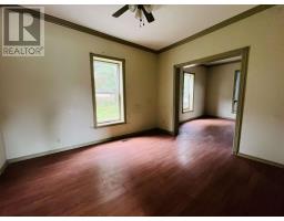 Porch - 26 Fairview Avenue, Amherst, NS B4H2Y4 Photo 7