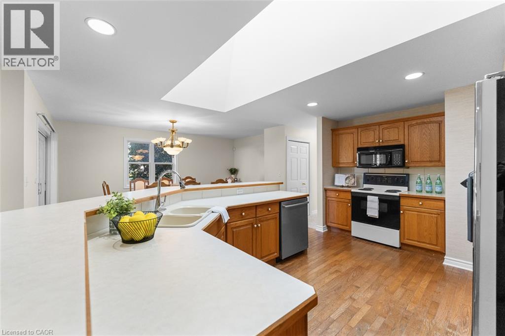 36 Virginia Street — photo 17