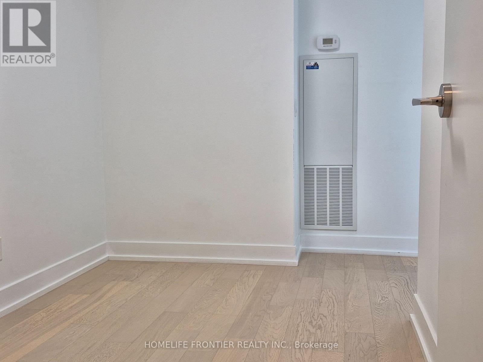 7 Grenville Street — photo 10