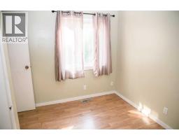 5, 8205 98 Street, Peace River, AB T8S1A2 Photo 15