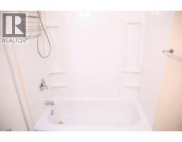 5, 8205 98 Street, Peace River, AB T8S1A2 Photo 18