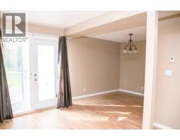 5, 8205 98 Street, Peace River, AB T8S1A2 Photo 7
