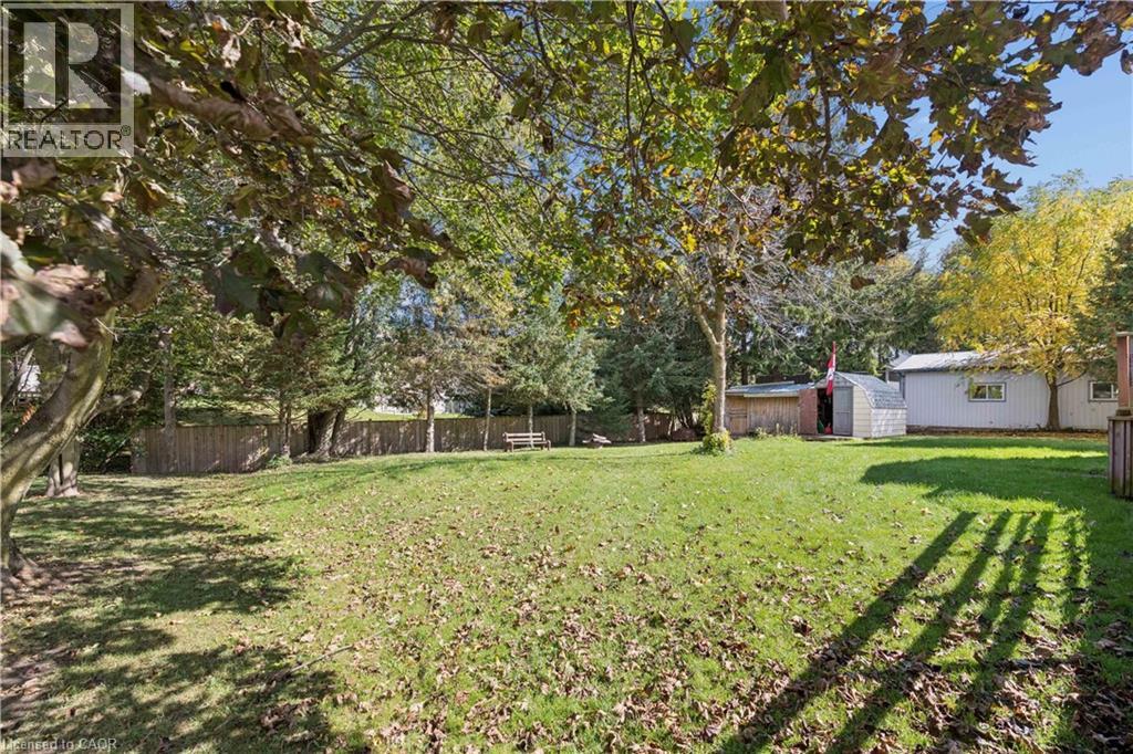 195 John Street South — photo 22