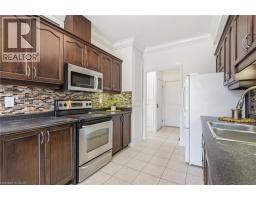 Kitchen - 400 Stonehenge Drive Unit# 8, Ancaster, ON L9K0A2 Photo 11