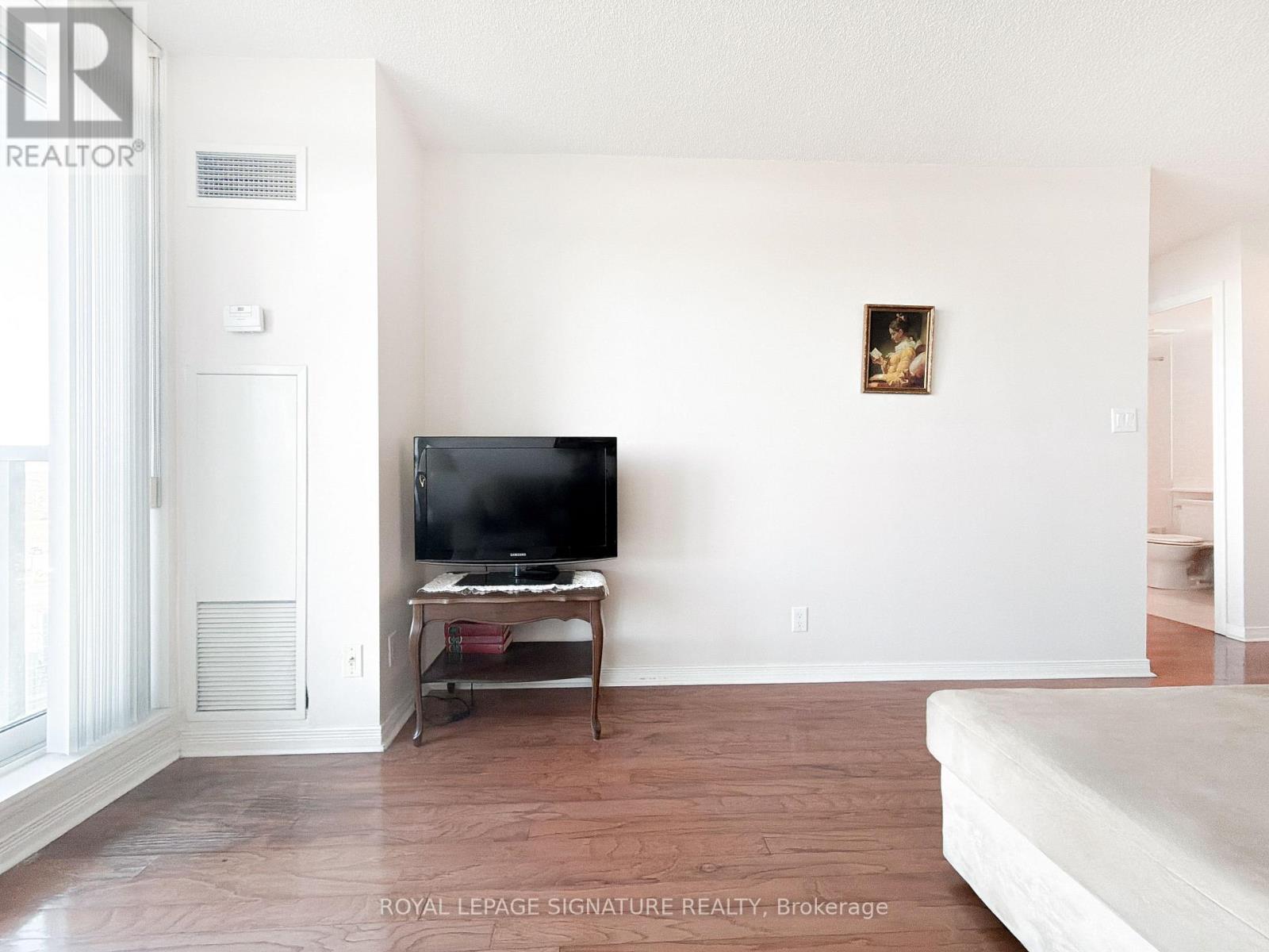 902- 4879 Kimbermount Avenue, Mississauga, ON photo 38