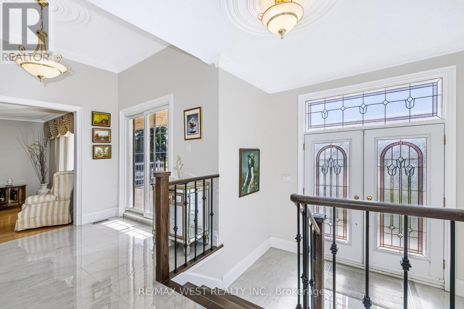254 Maple Leaf Drive, Toronto, ON photo 23