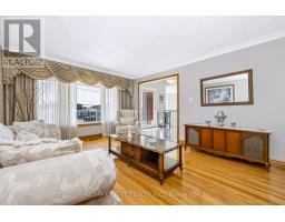 254 Maple Leaf Drive, Toronto, ON M6L1P1 Photo 18