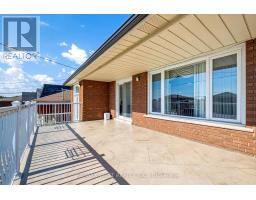 254 Maple Leaf Drive, Toronto, ON M6L1P1 Photo 27