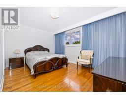 254 Maple Leaf Drive, Toronto, ON M6L1P1 Photo 34
