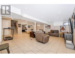 254 Maple Leaf Drive, Toronto, ON M6L1P1 Photo 38