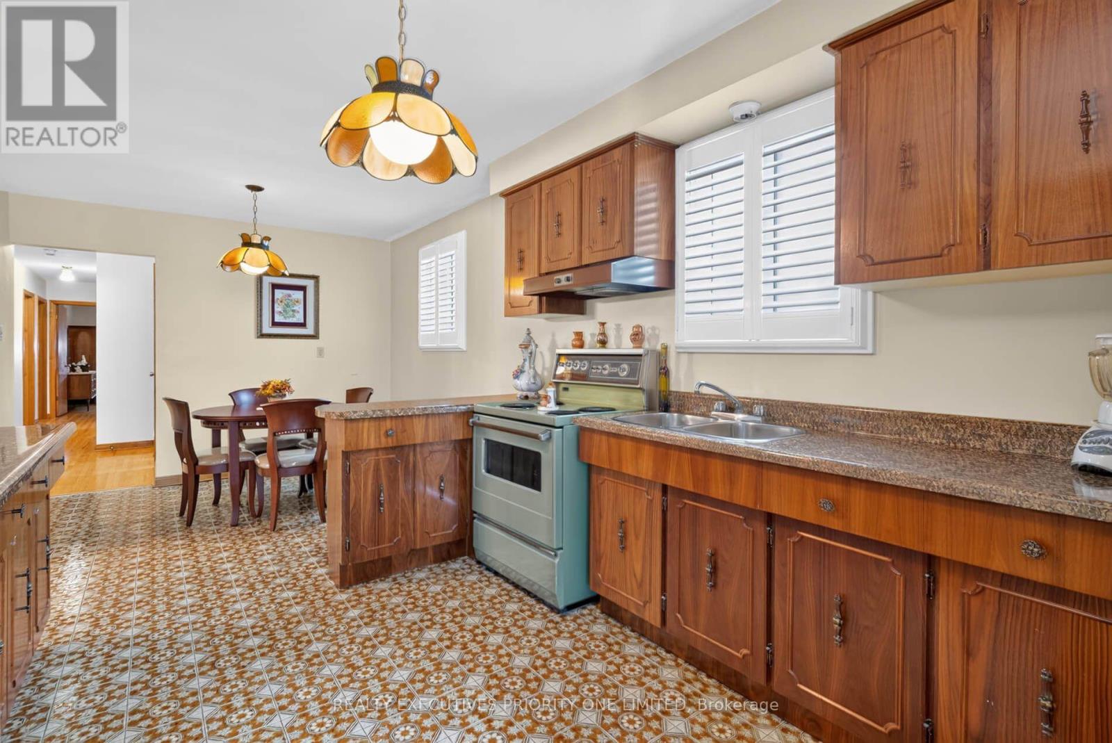 355 GLEN PARK AVENUE - 10
