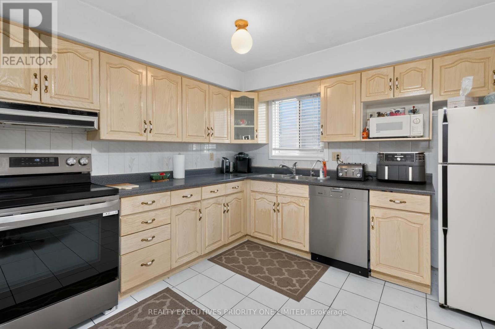 355 GLEN PARK AVENUE - 22