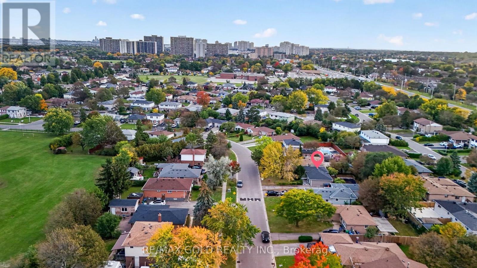 129 FOLKSTONE CRESCENT - 47