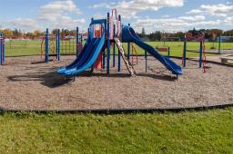 409 Kent Road, Winnipeg, MB R2L1Y2 Photo 18