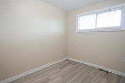 409 Kent Road, Winnipeg, MB R2L1Y2 Photo 11
