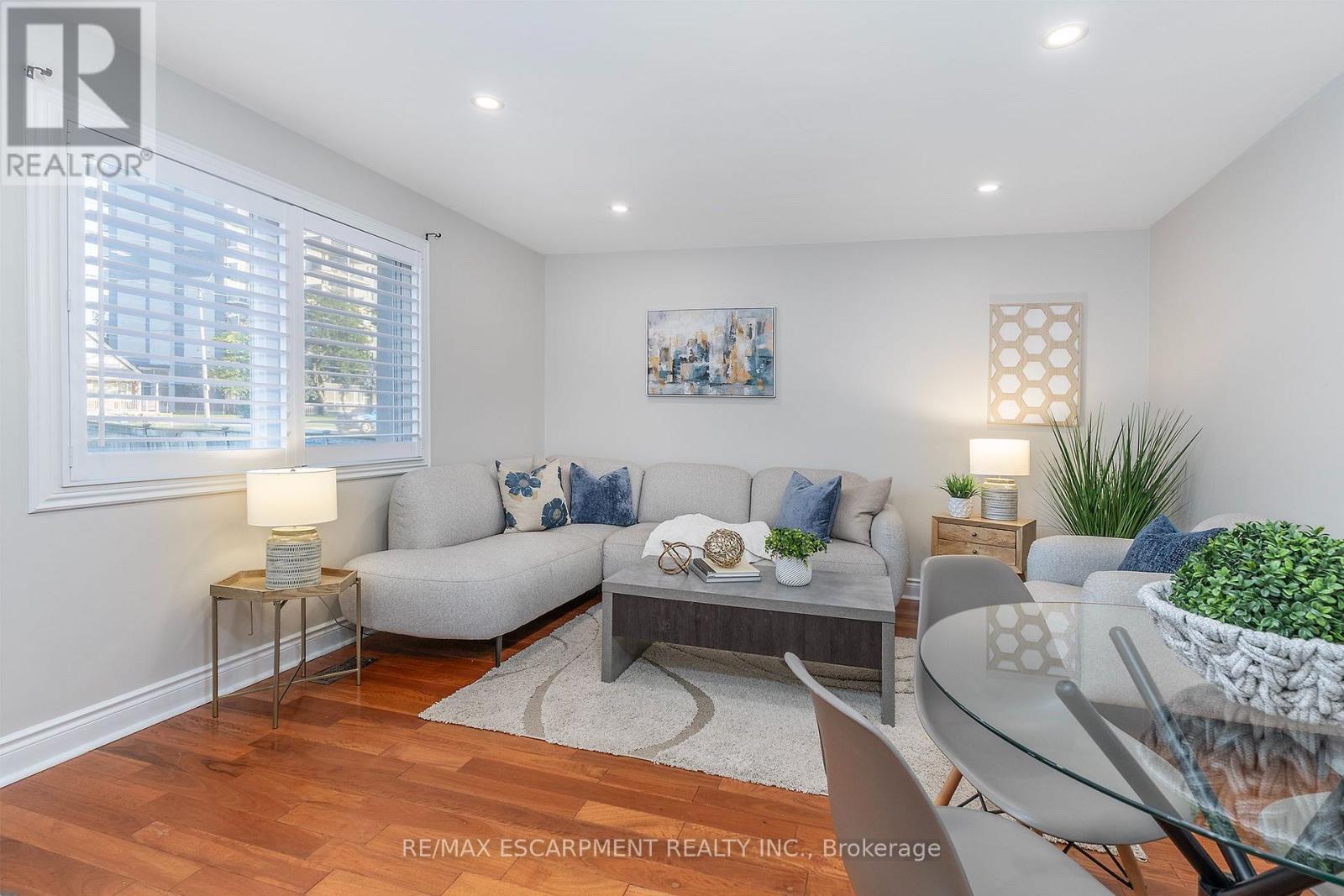 788 UPPER GAGE AVENUE - 3
