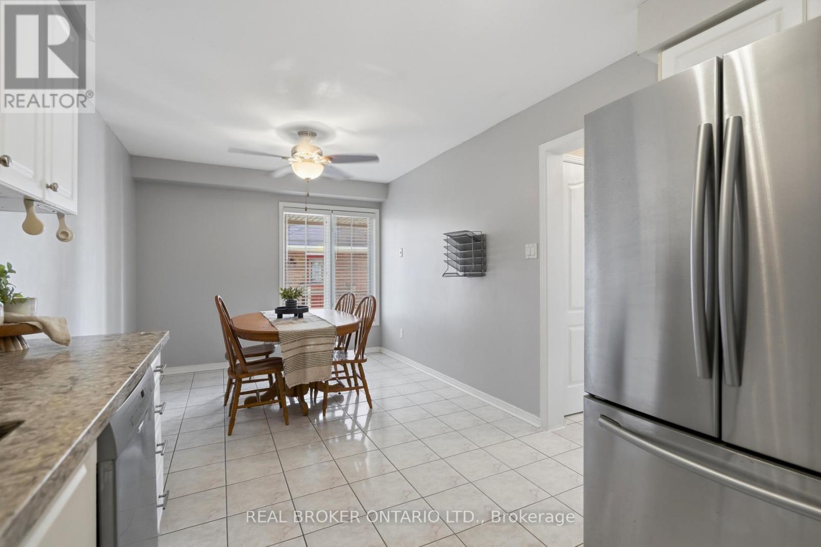 148 ROCKHAVEN LANE - 24