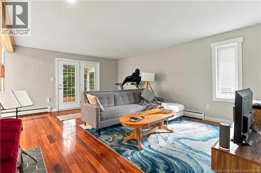 41 Simcoe Court - 14