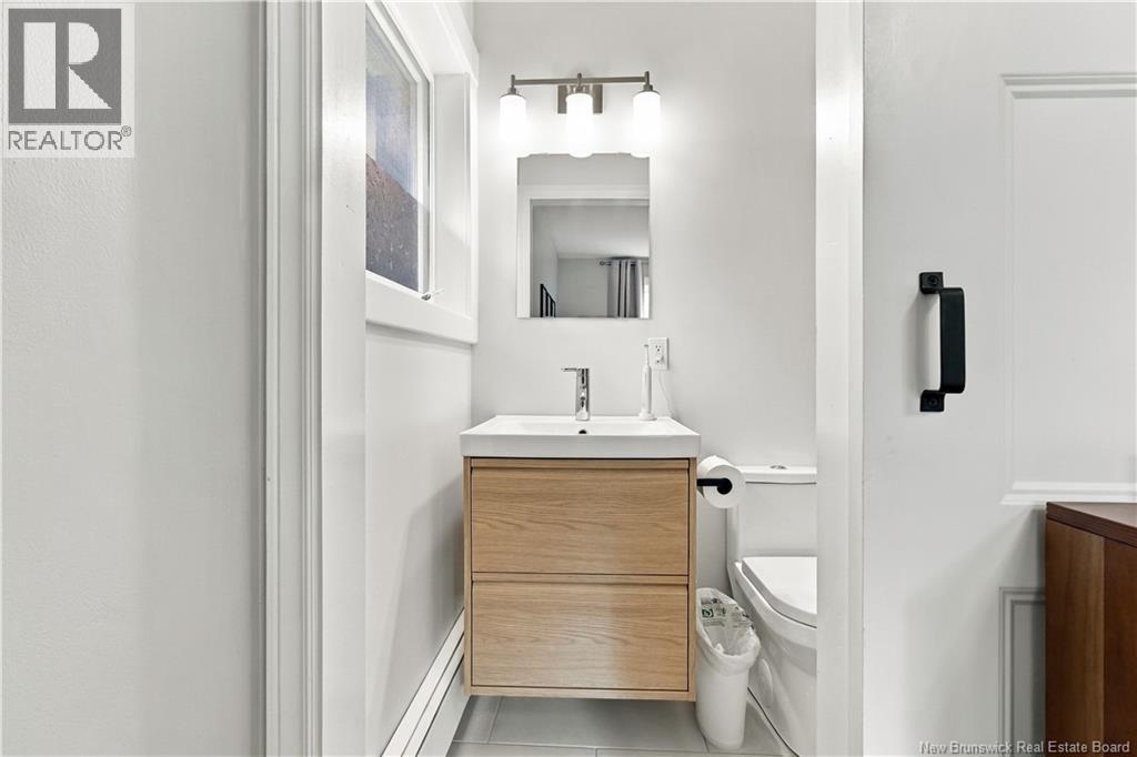 41 Simcoe Court - 33