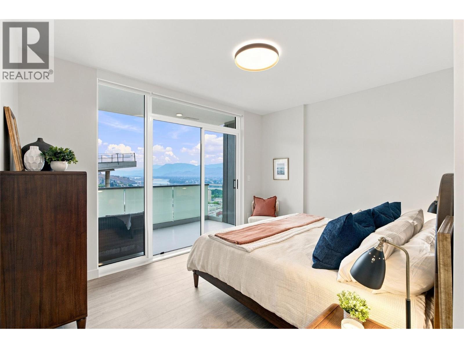 #2005 460 Nicola Street - 54