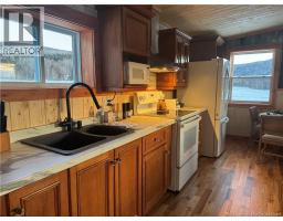 64 Baseline Road, photo 15