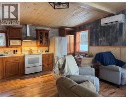 64 Baseline Road, photo 17