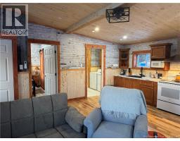 64 Baseline Road, photo 18