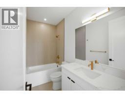 1529 18 Avenue NW - photo 26