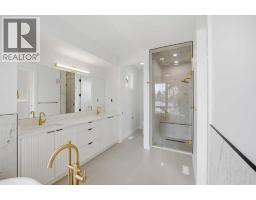1529 18 Avenue NW - photo 36