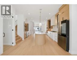1529 18 Avenue NW - photo 10