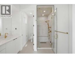 1529 18 Avenue NW - photo 37