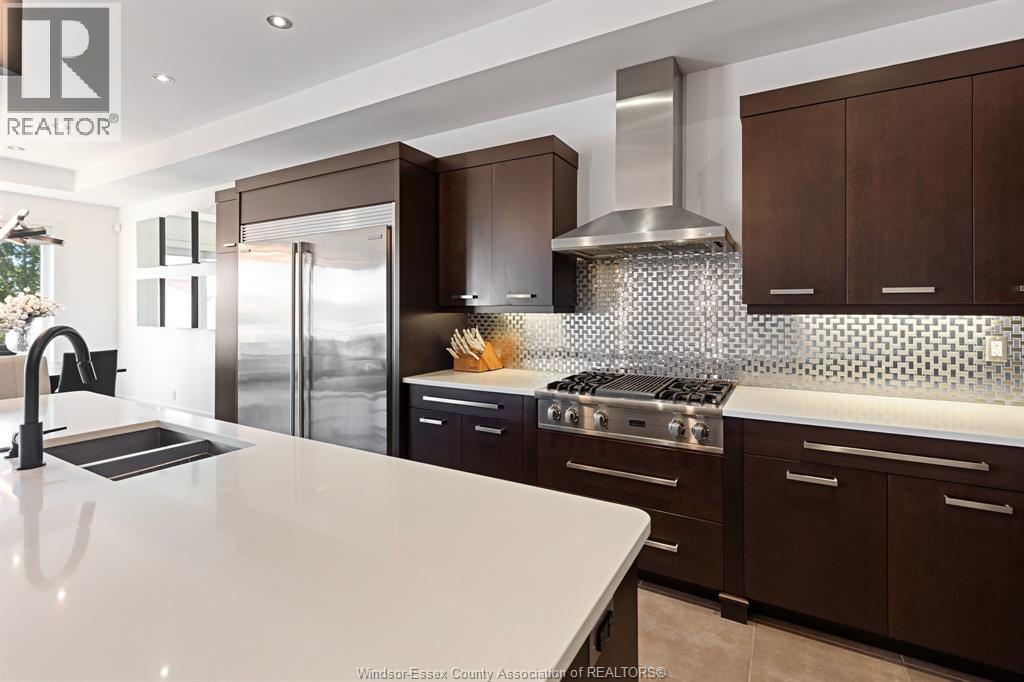 192 ELLISON AVENUE - 12