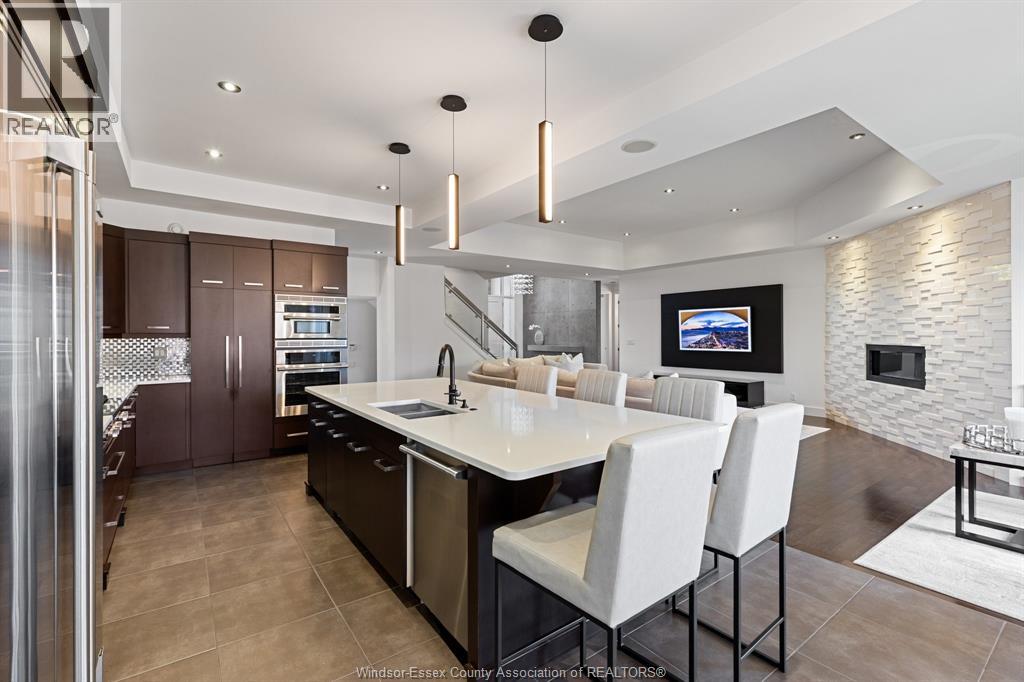192 ELLISON AVENUE - 14