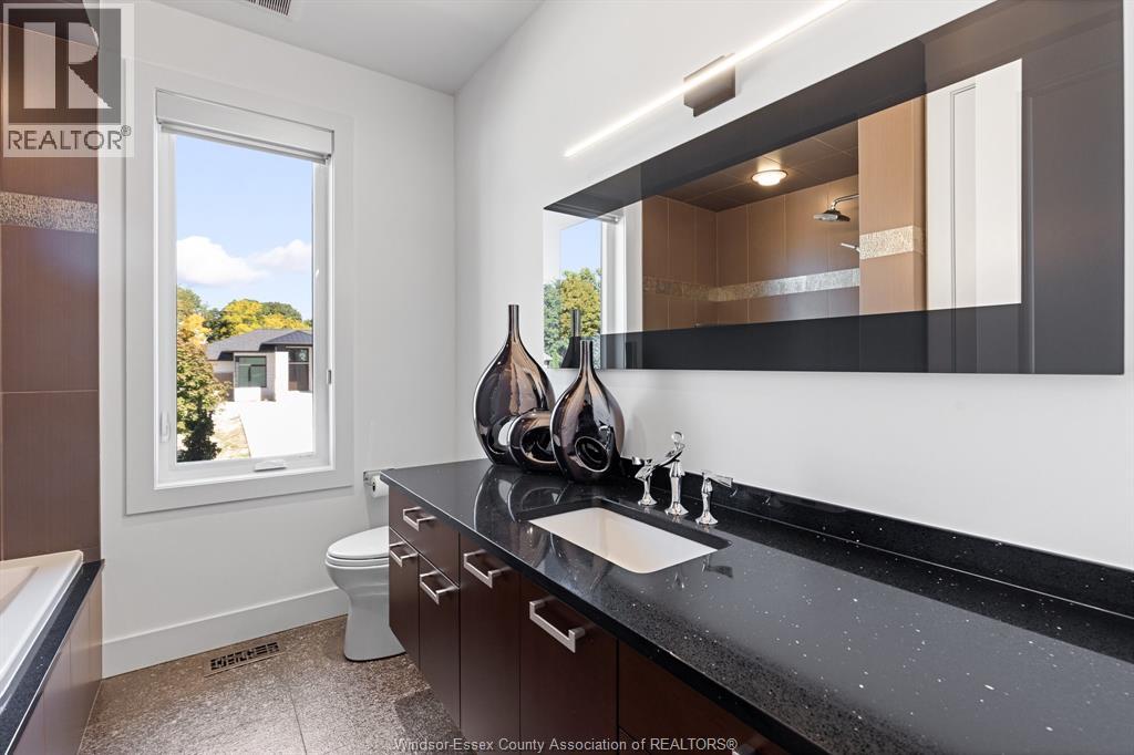 192 ELLISON AVENUE - 22