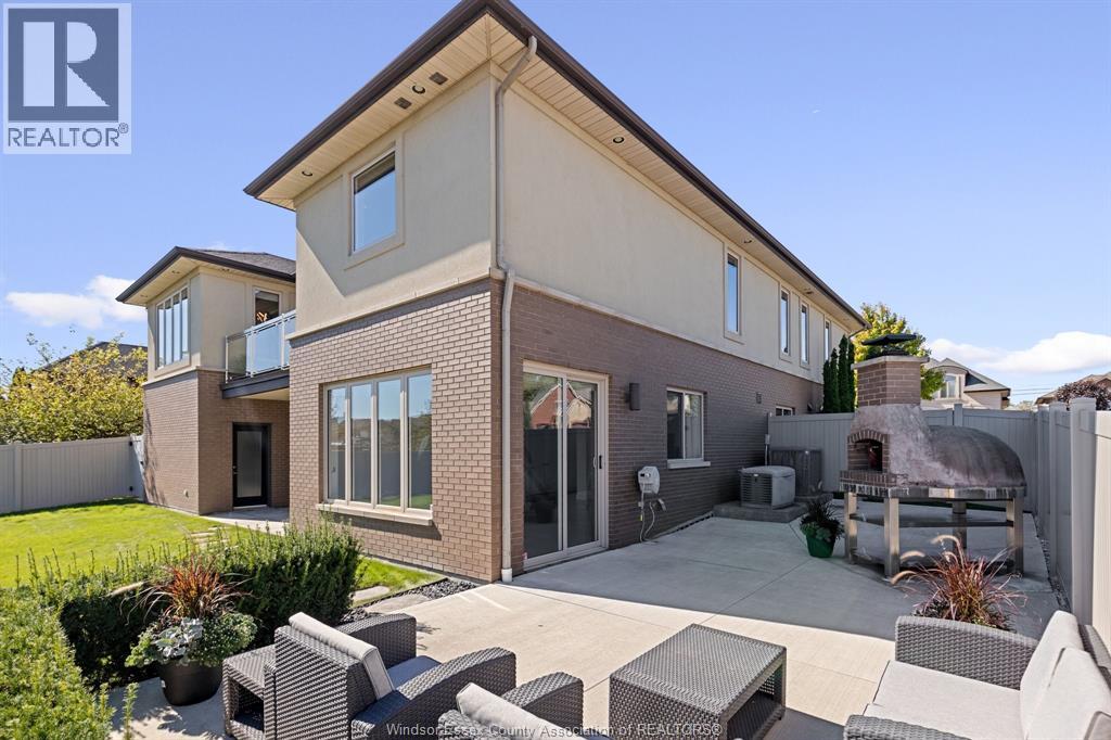 192 ELLISON AVENUE - 40